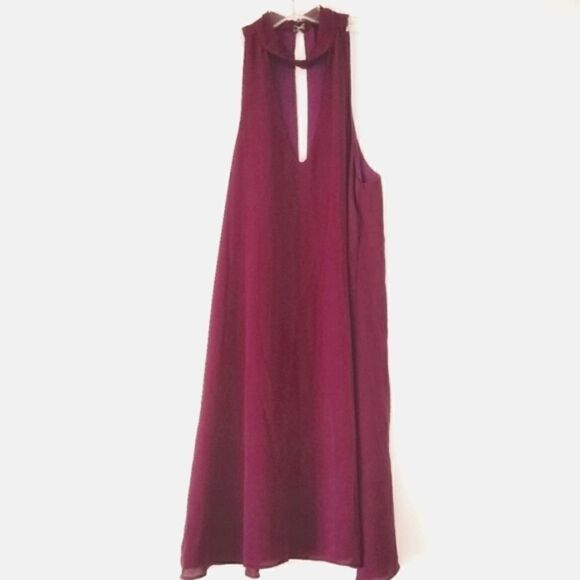 ‎Lulus Cranberry Crepe V Neck Dress S - Picture 1 of 6